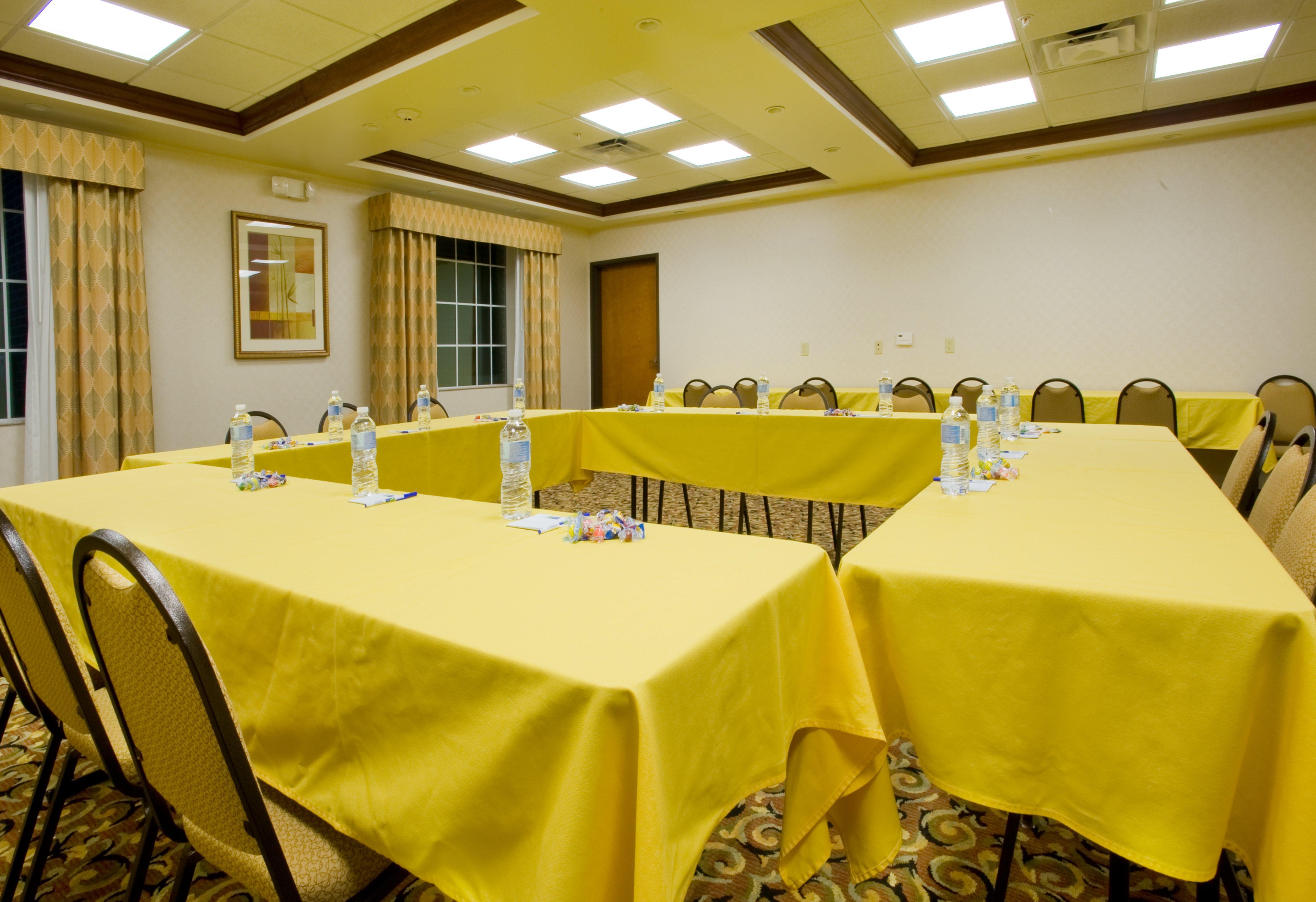 Holiday Inn Express Hotel & Suites Levelland By Ihg Екстериор снимка