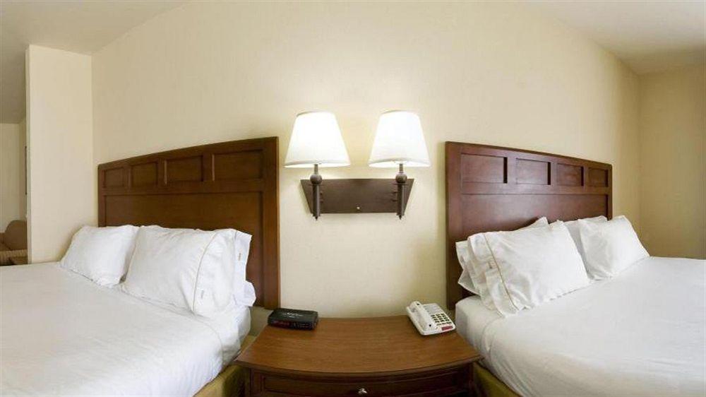 Holiday Inn Express Hotel & Suites Levelland By Ihg Екстериор снимка