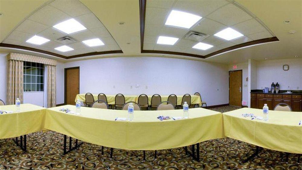Holiday Inn Express Hotel & Suites Levelland By Ihg Екстериор снимка